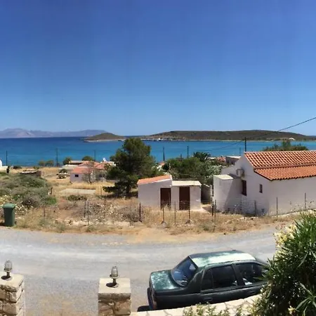 Eugenia Travasarou Sea View Appartments 3* Diakofti