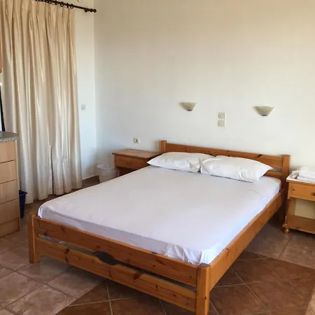 Eugenia Travasarou Sea View Appartments Diakofti
